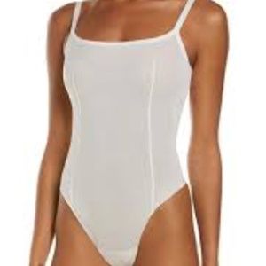Skims Power Mesh Bodysuit - size 2X - marble/white